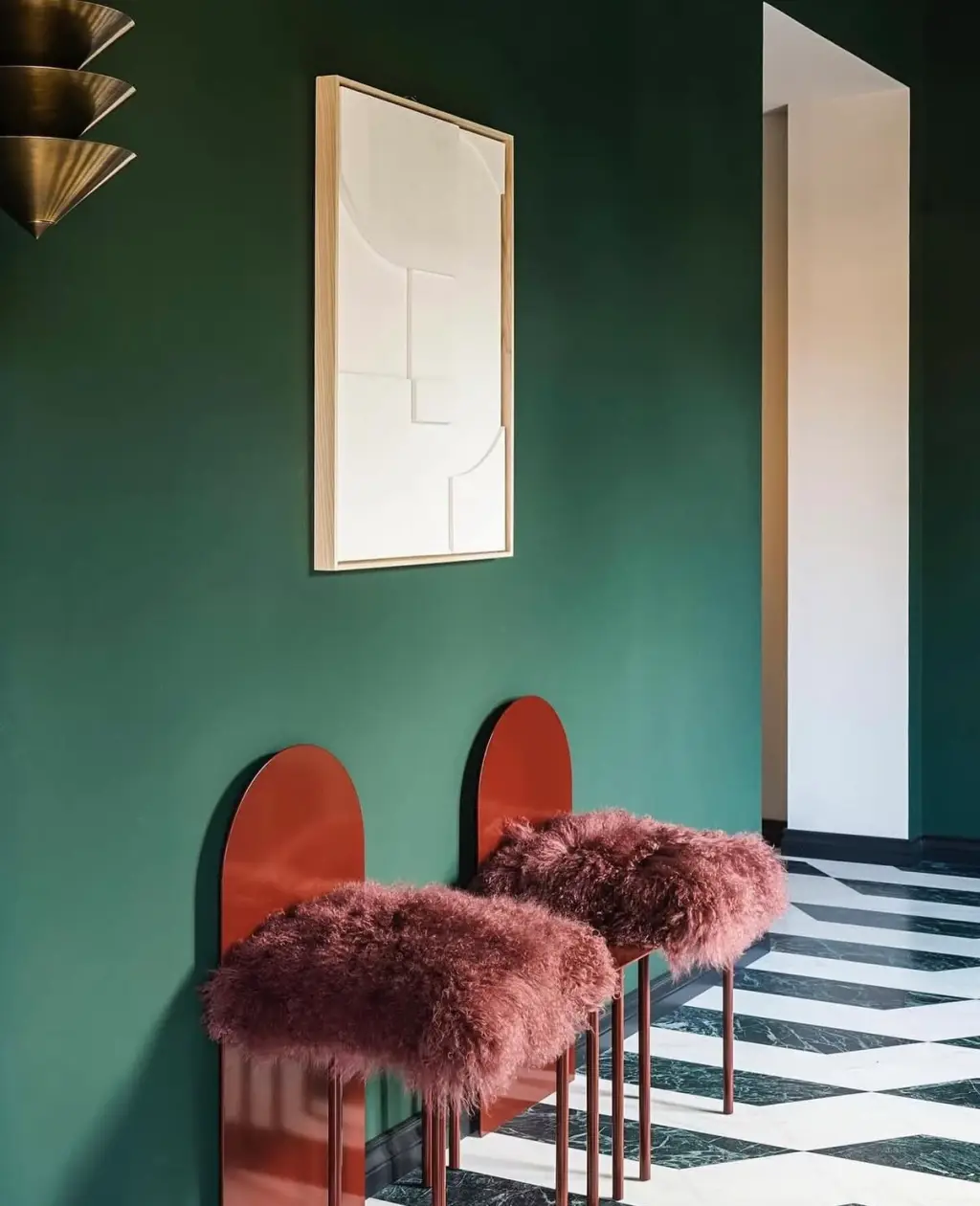 Neo Déco é tendência no TikTok, mas arquitetos explicam por que o estilo funciona mesmo fora das telas