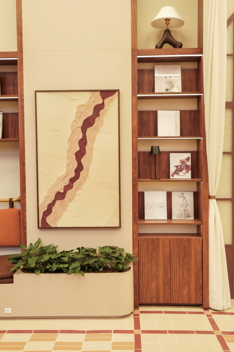 CASACOR São Paulo: Studio Sitta + Barbo estreia na CASACOR São Paulo com ambiente comercial que convida para uma pausa entre livros, café, chocolate e vivências sensoriais