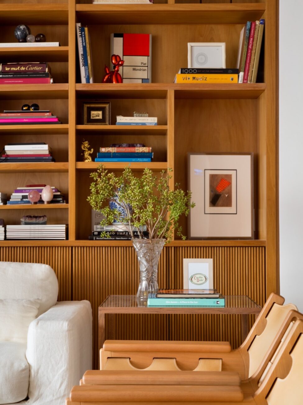 Livros na decoração: o objeto mais honesto que você pode ter em casa
