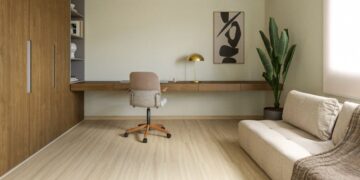 O que a madeira da sua casa diz sobre o seu estilo? Confira o guia para identificar os padrões que dominam a decoração brasileira