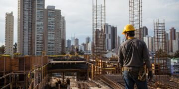 CUB 2026 revela diferença de R$ 75 mil para construir os mesmos 100 m² no Brasil