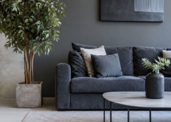 Por que plantas artificiais continuam "esfriando" a decoração da sua casa?