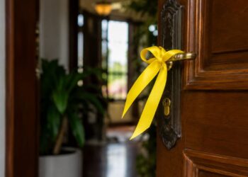 Fita amarela na porta: o que o gesto do Feng Shui representa?
