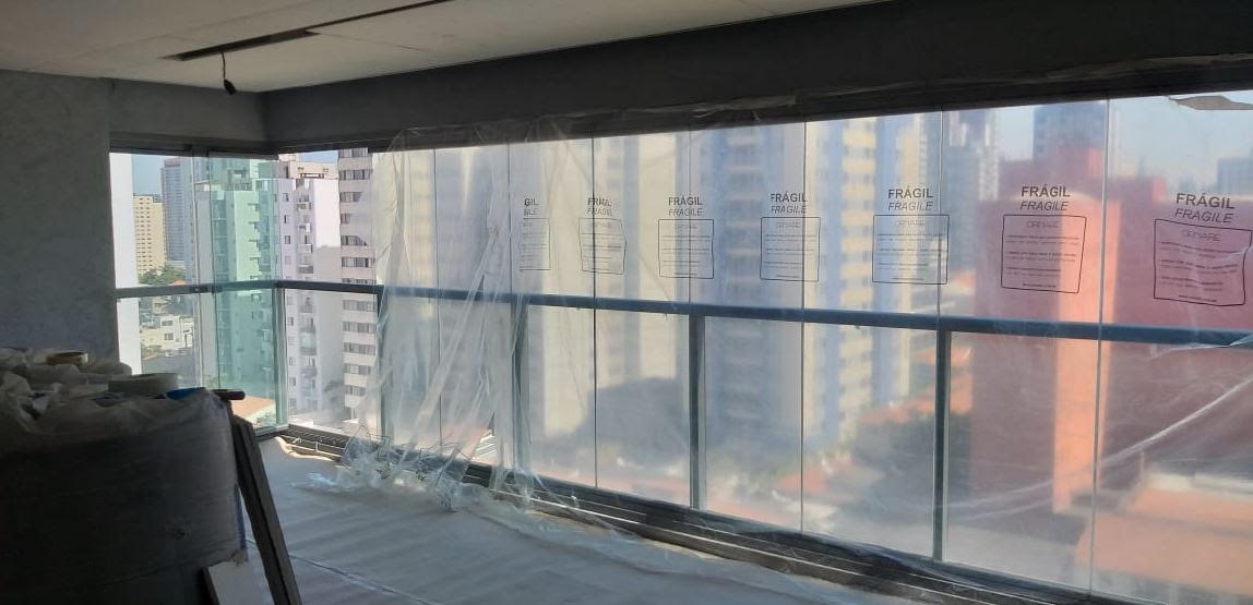 Obra limpa e sem prejuízo: arquiteto revela como proteger pisos, móveis e revestimentos até a entrega da reforma