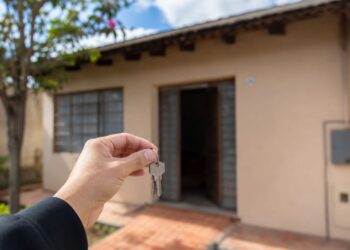 Usucapião de imóvel urbano: veja quando dá para regularizar a casa sem passar por um juiz