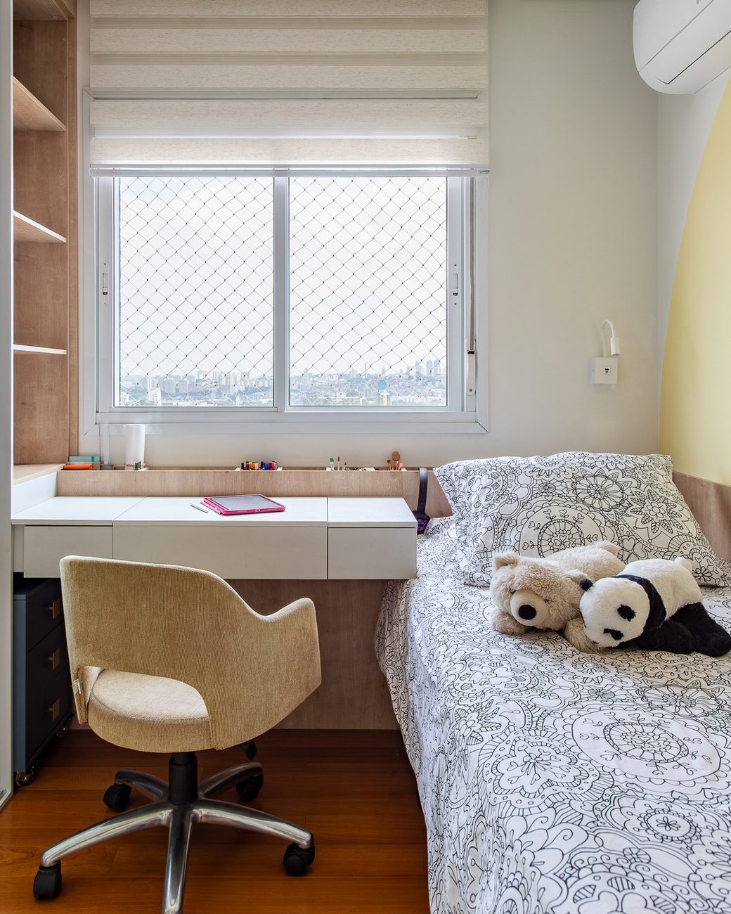 Apartamento de 140 m² na Vila Leopoldina ganha integração total entre sala, cozinha e varanda em reforma completa