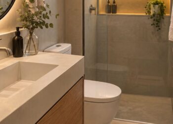 Banheiro pequeno e elegante: cinco escolhas simples que evitam o efeito datado com o passar do tempo