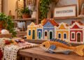 Crochê ganha as cores das casas do Seridó: artesãs do RN levam fachadas e um peixe do sertão para a semana de moda em São Paulo