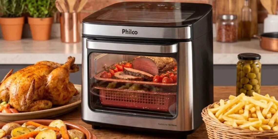 Nova air fryer Philco de 16 litros chega com janela dupla que evita perda de calor e oito modos de preparo